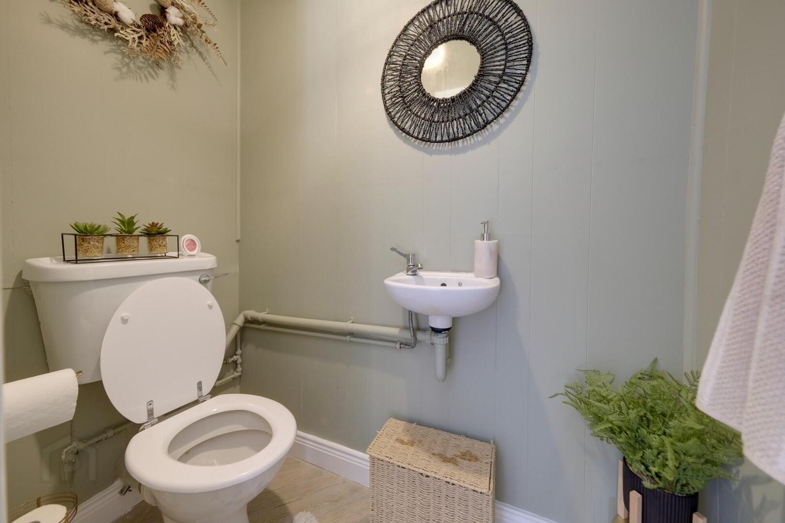 32 Killowen Drive 16 of 25