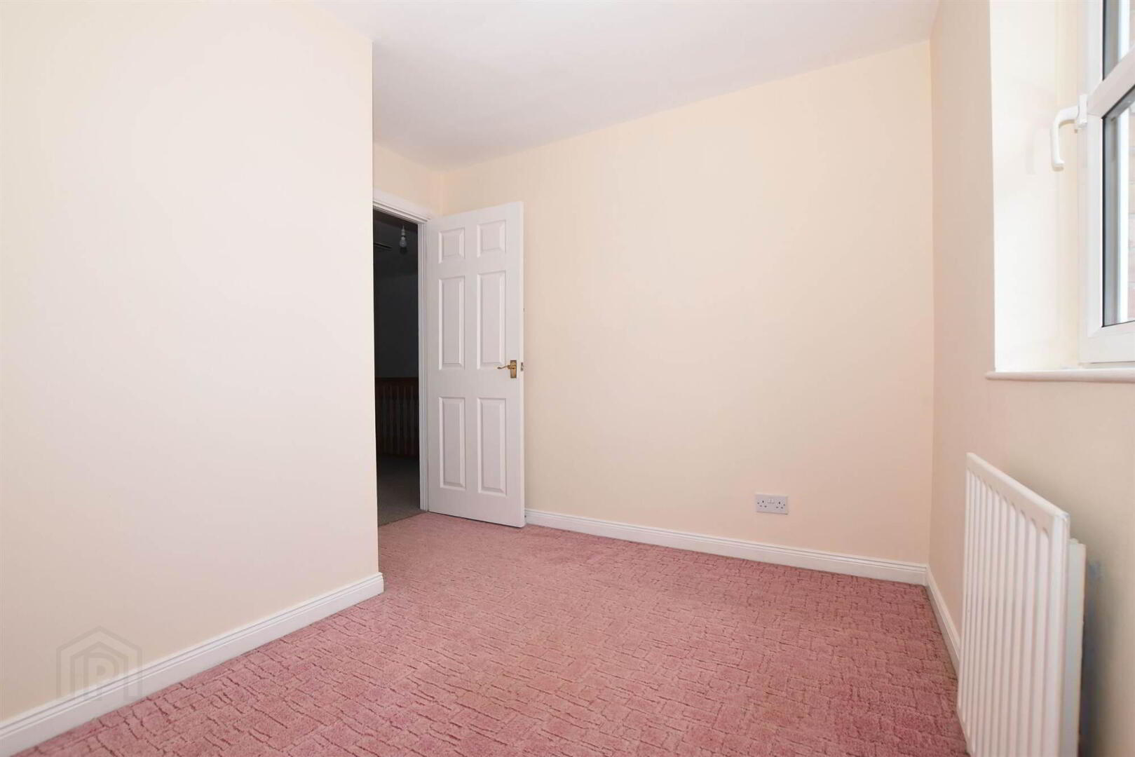22 Movilla Mews 13 of 19