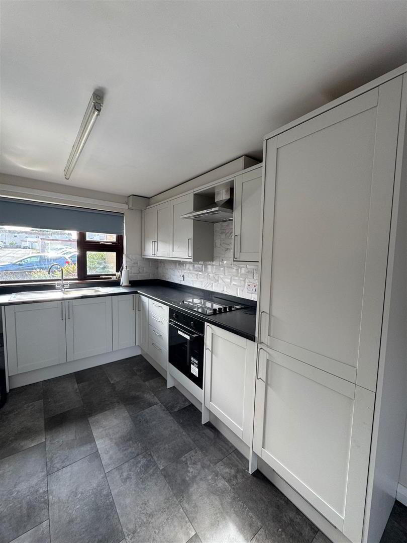 213 Clonmeen 2 of 15