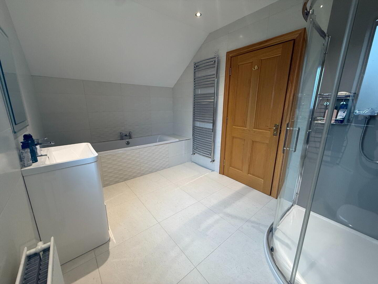 24 Ballygarvey Road 21 of 36