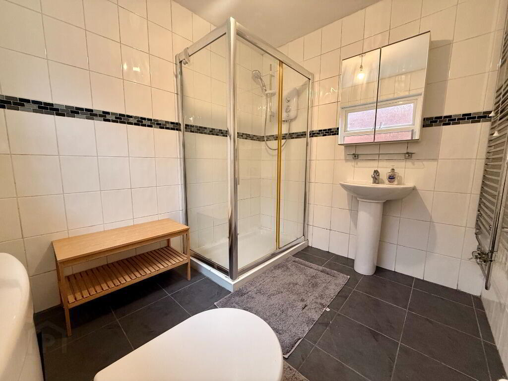 42 St Albans Gardens 7 of 7