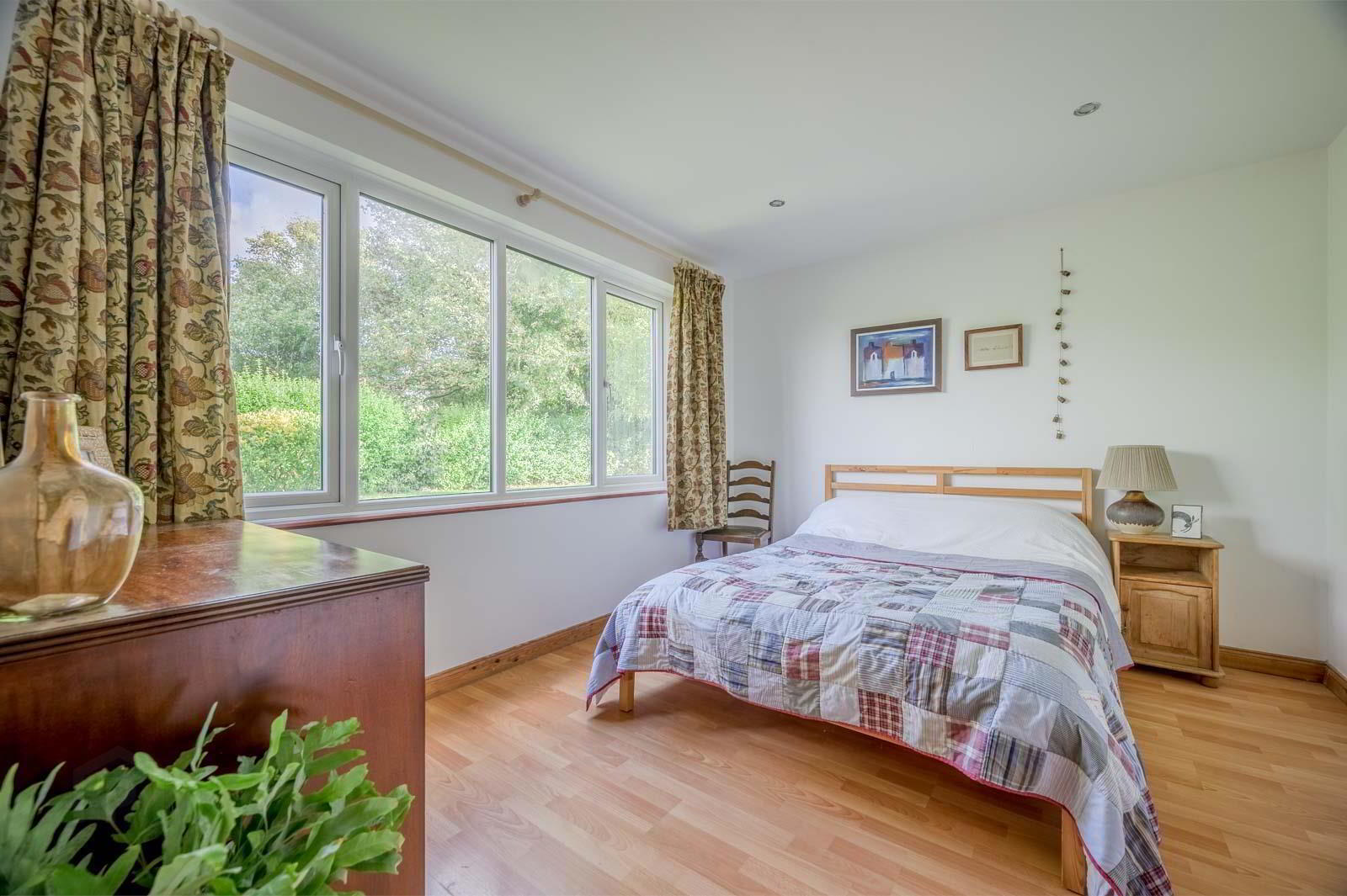 9 Regency Park 15 of 29