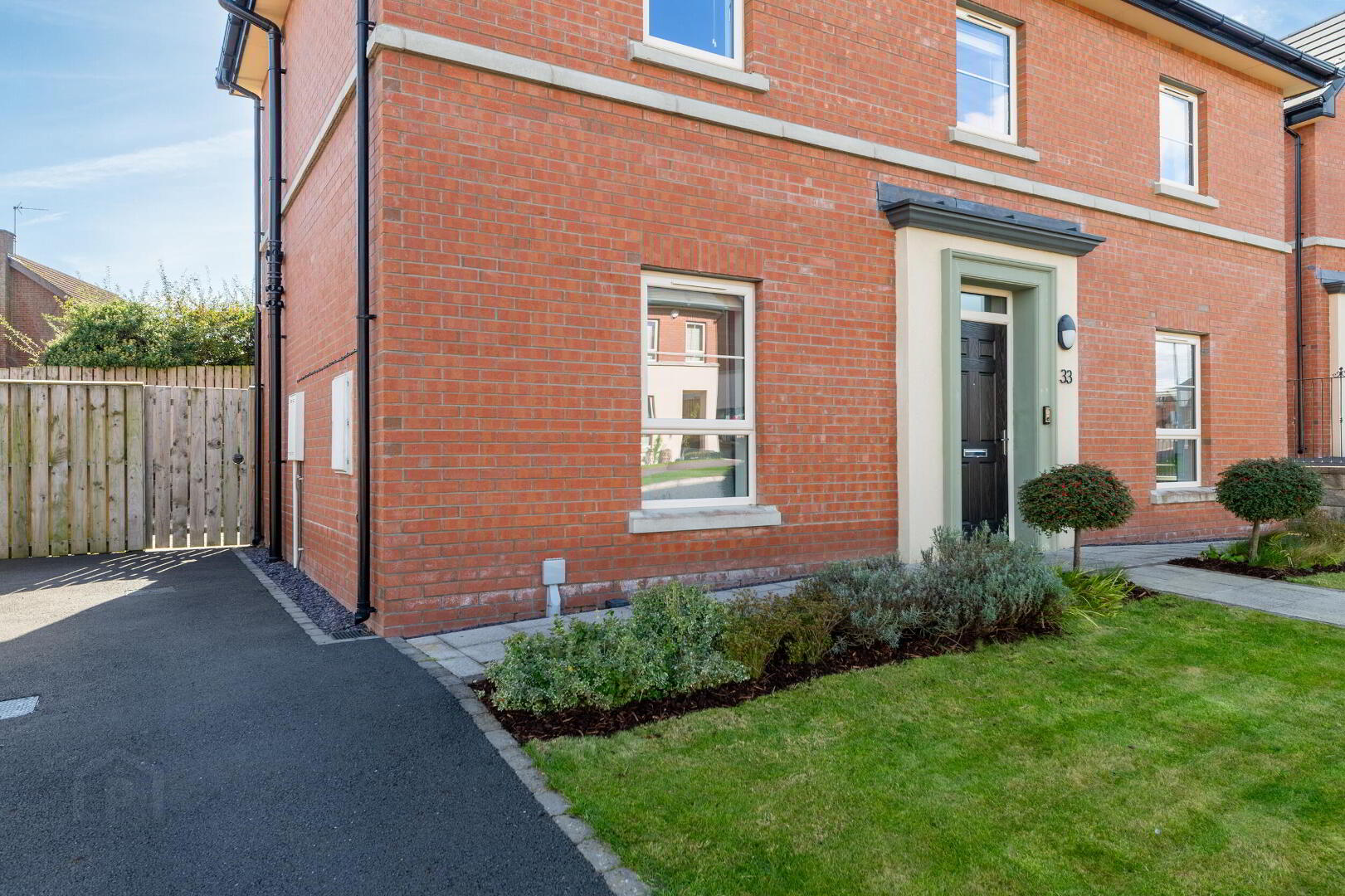 33 Lynn Hall Place 5 of 45