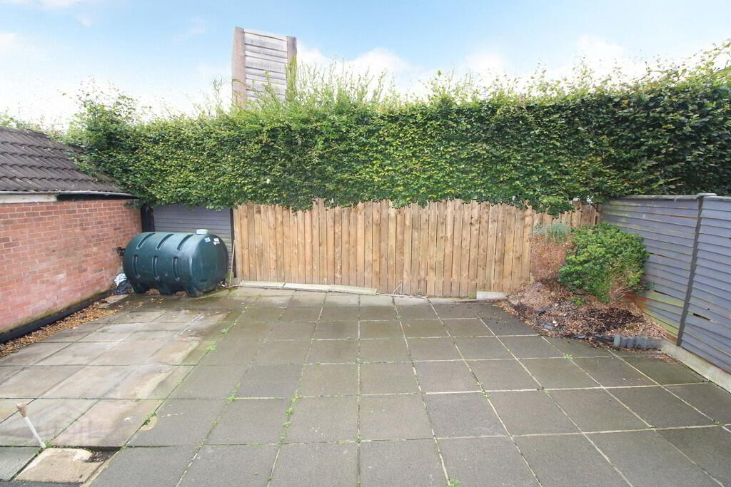 6 Sandyknowes Drive 17 of 17