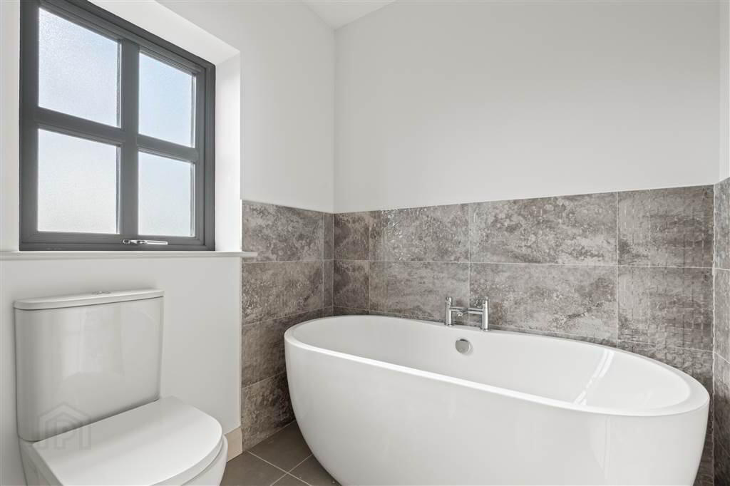36 Castlegate 33 of 47