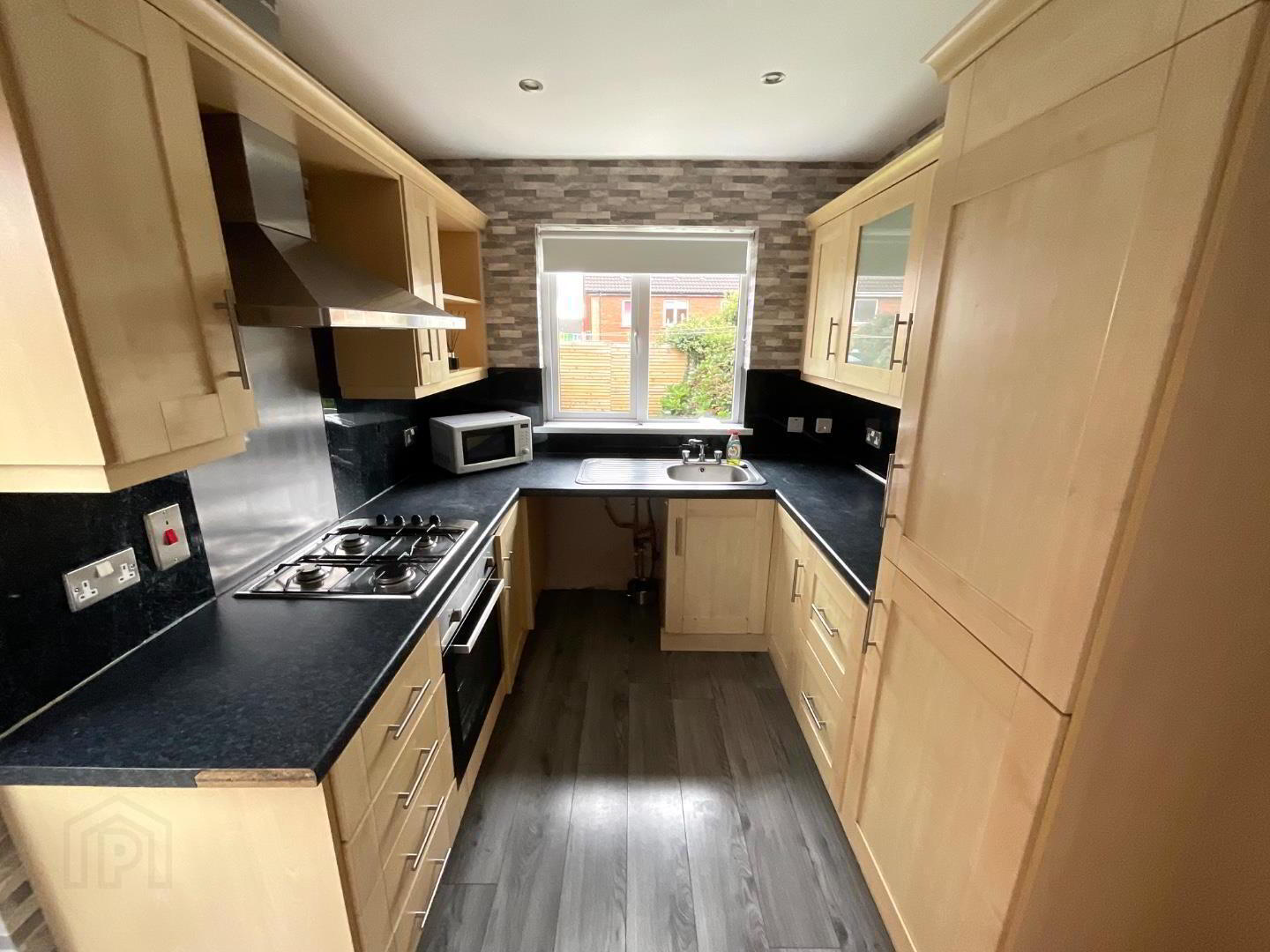 4 Nelson Court 6 of 12