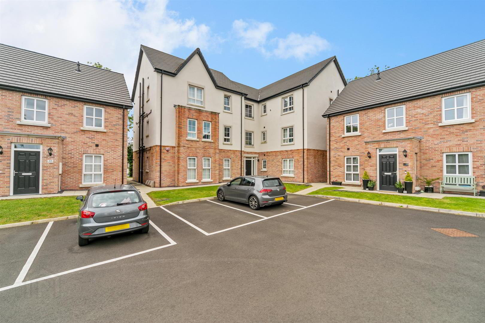 31 Ballyveigh Gardens 2 of 20