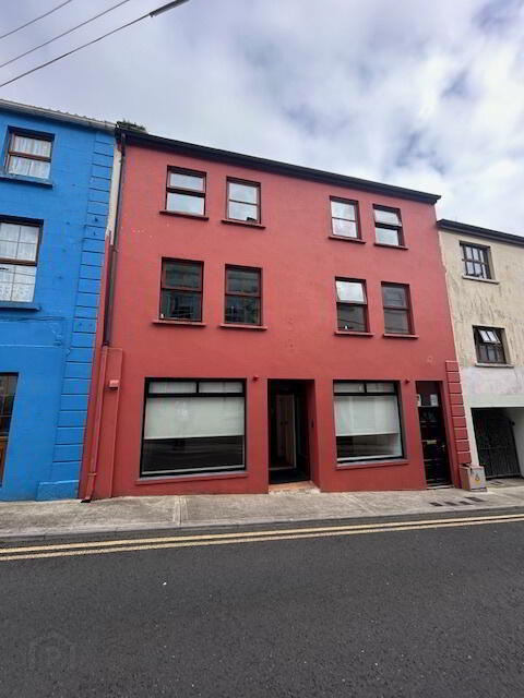 Green Street 2 of 26