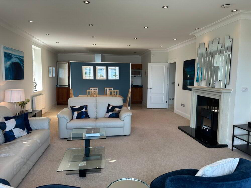 Apt 34, Howth Lodge 7 of 25