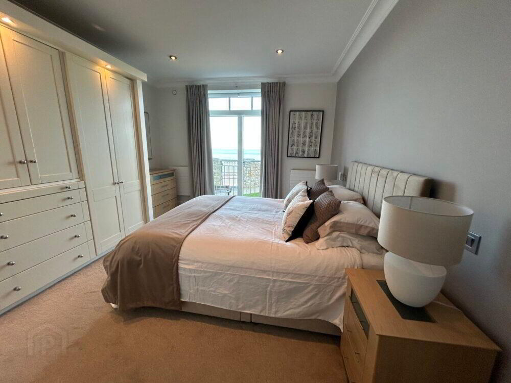 Apt 34, Howth Lodge 10 of 25