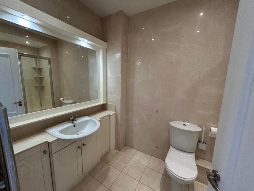 Apt 34, Howth Lodge 14 of 25