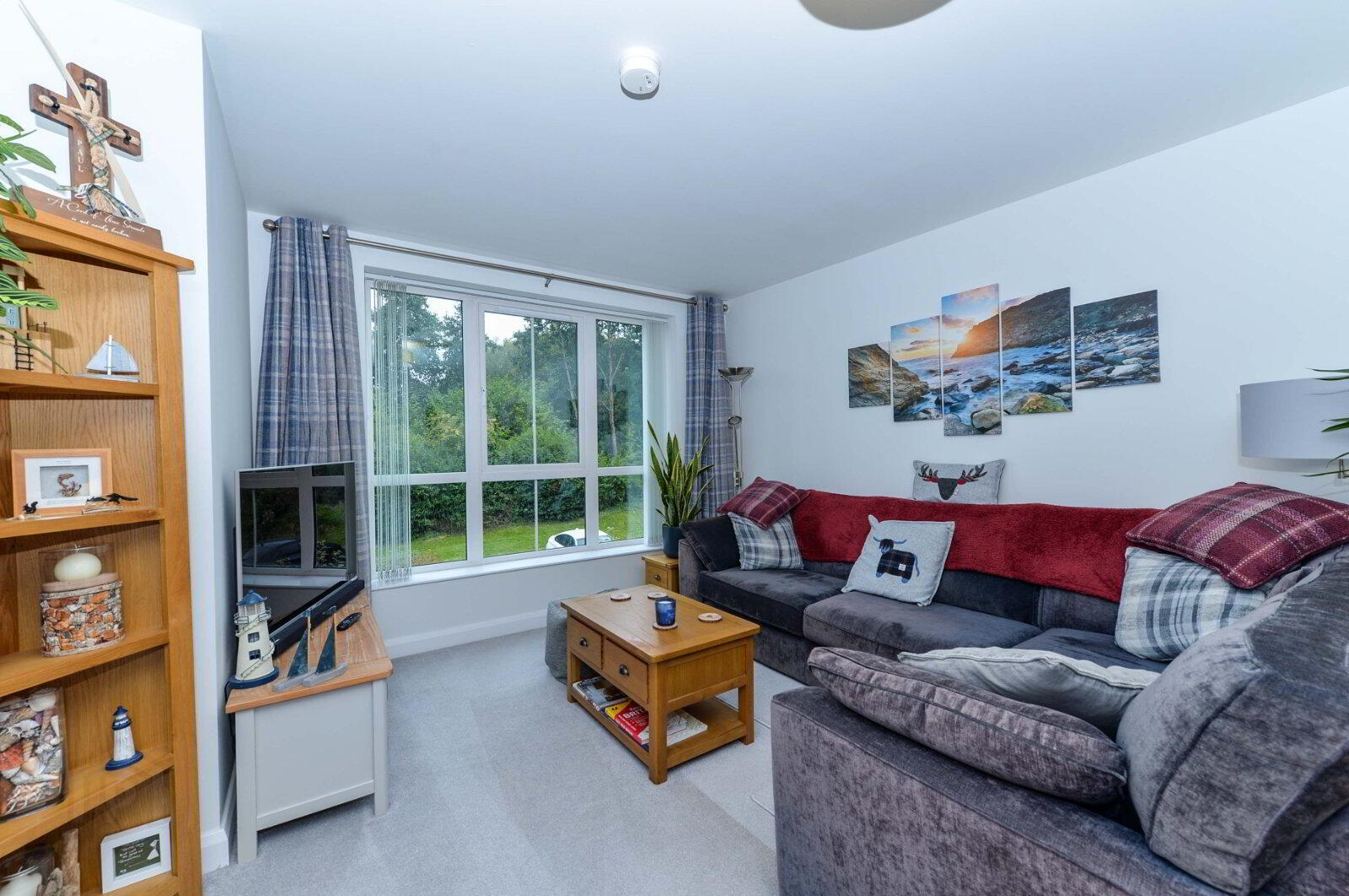 D3 Quarter Wood, 125 Old Dundonald Road 4 of 18