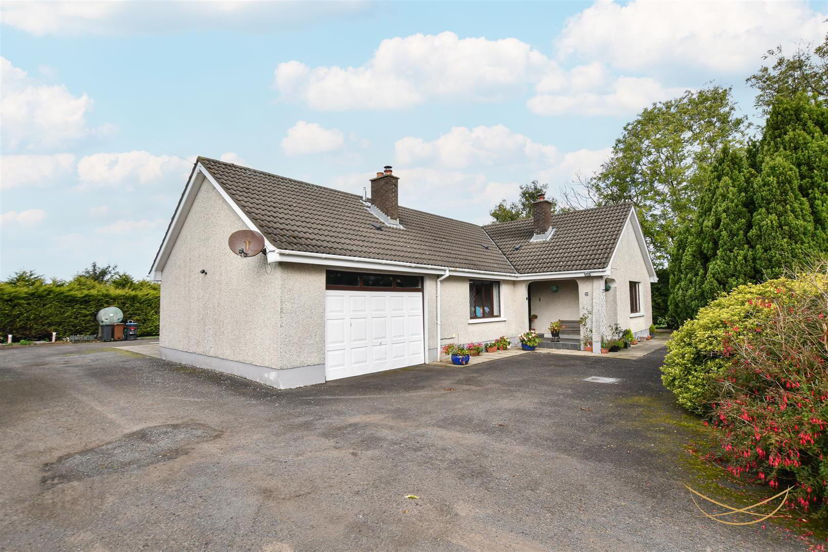 14 Ballycraigy Road South 3 of 36