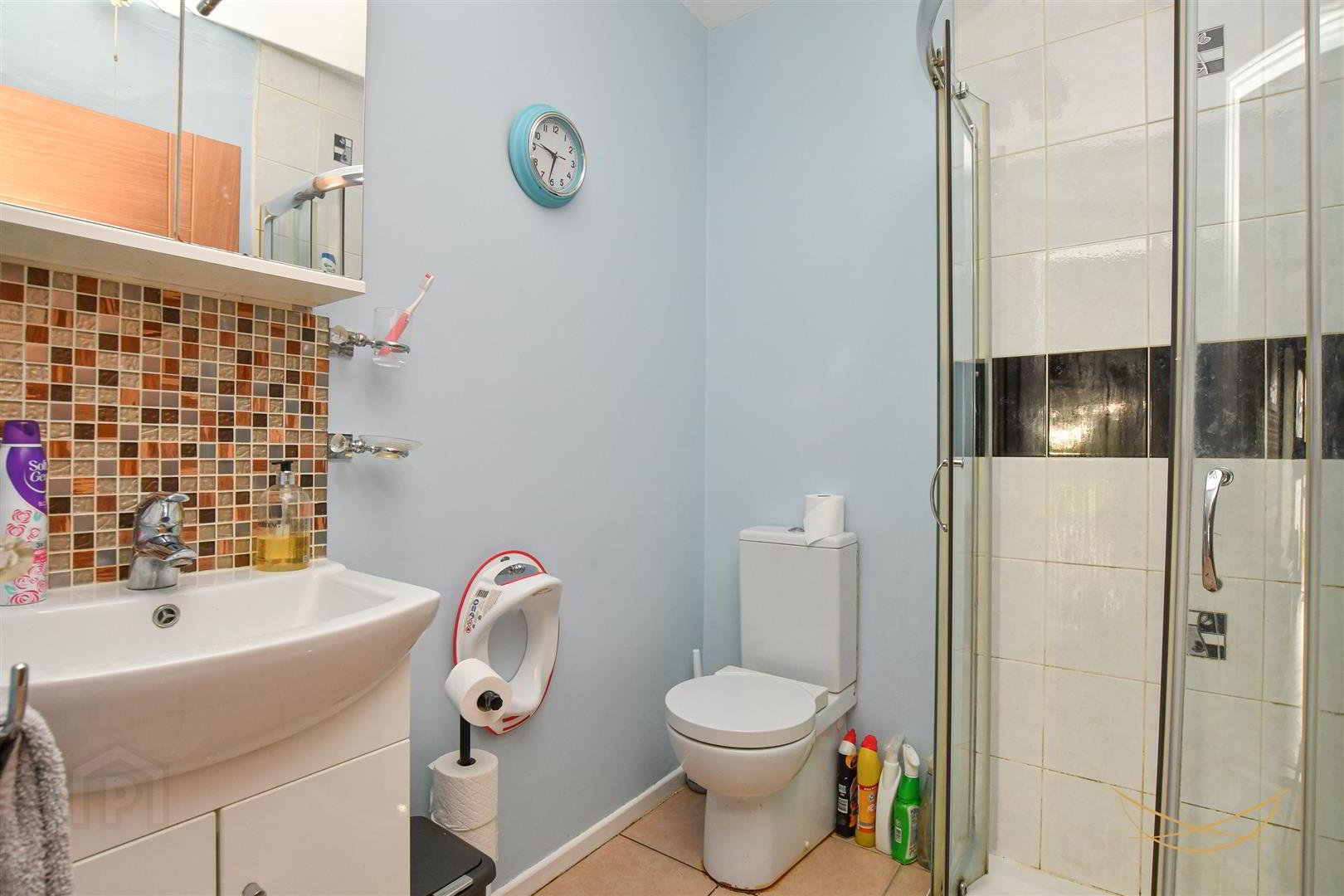 14 Ballycraigy Road South 30 of 36