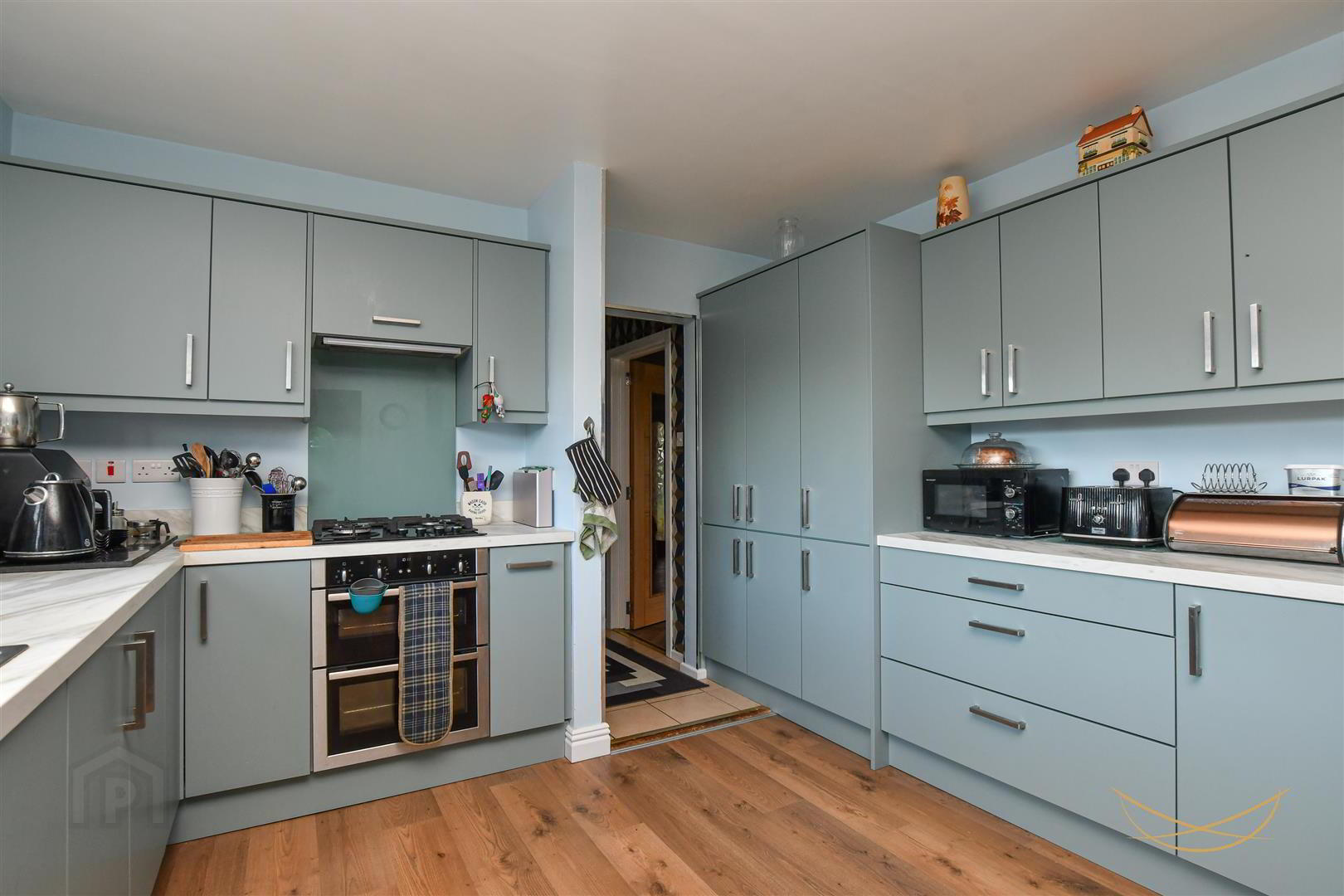 14 Ballycraigy Road South 13 of 36
