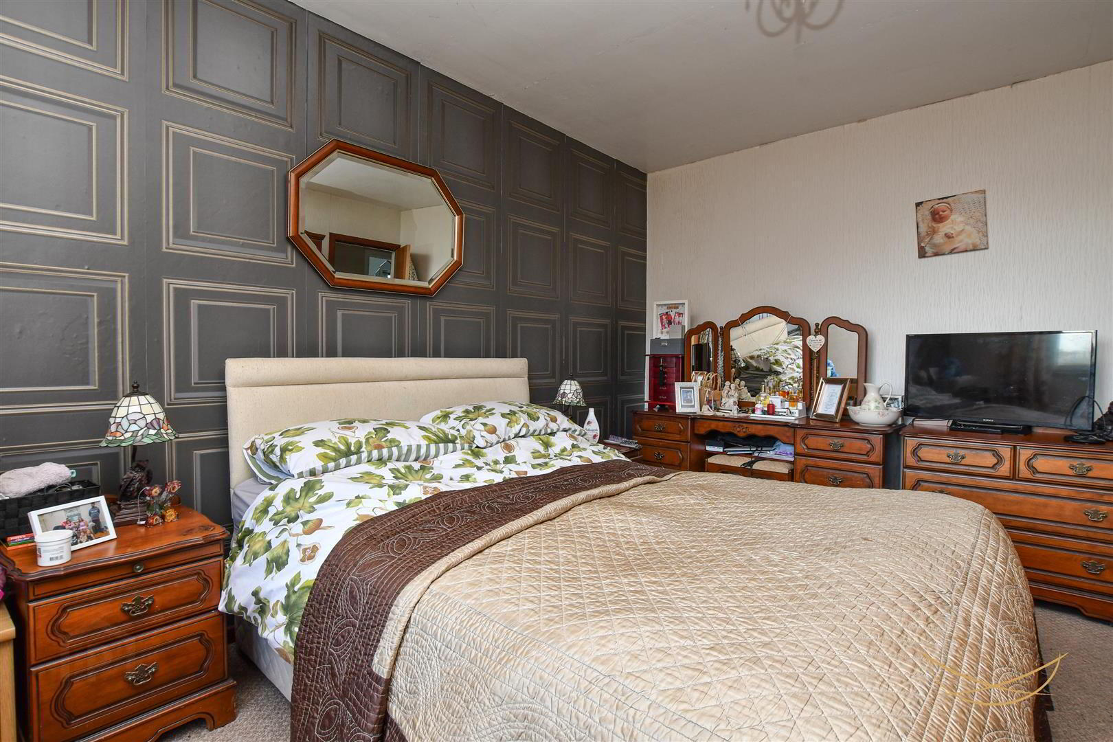 14 Ballycraigy Road South 20 of 36