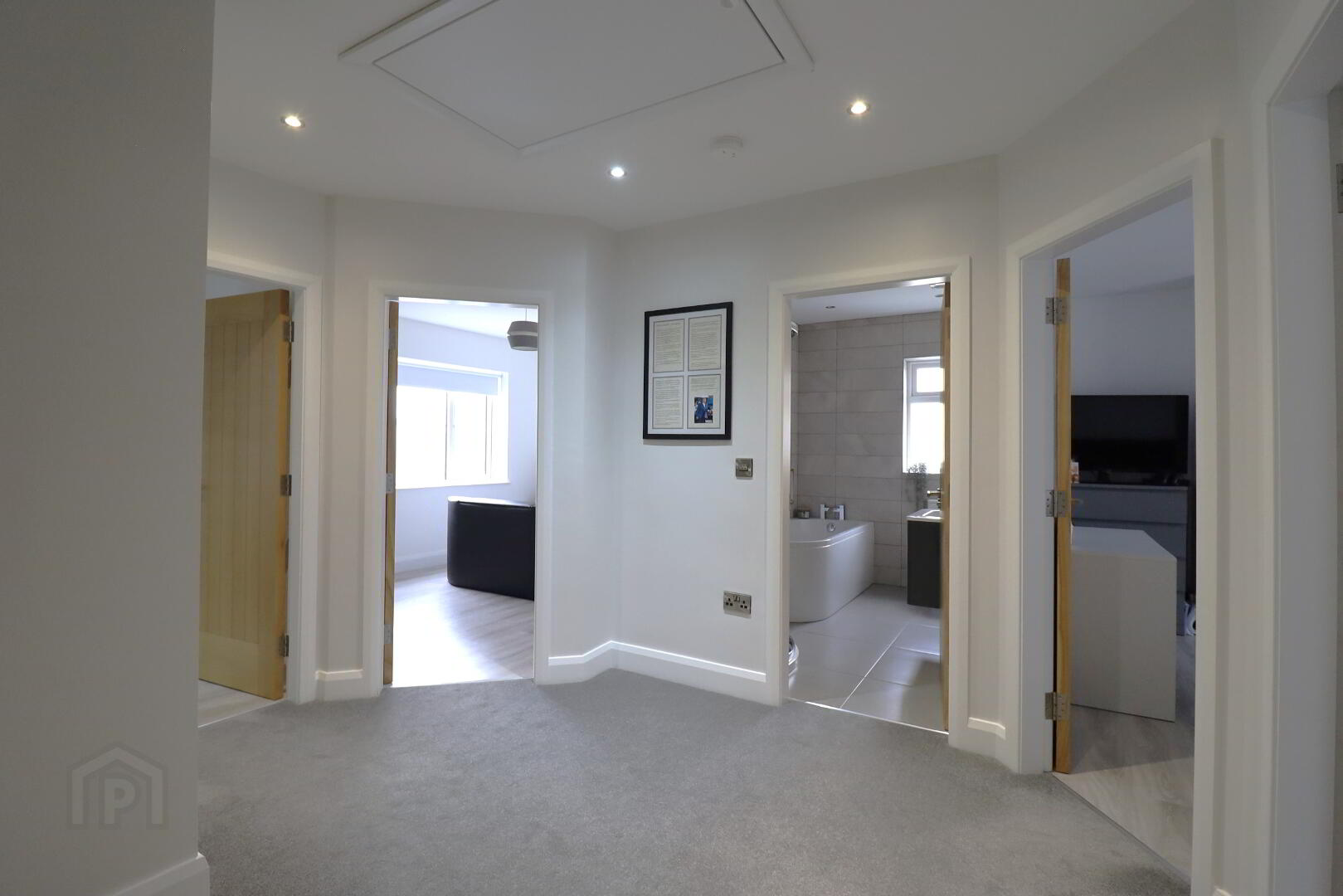 7 Granite Mews 18 of 36