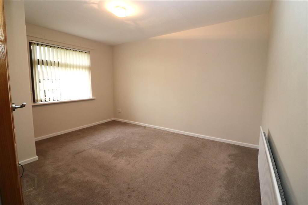 2 Grovehill Avenue 10 of 14