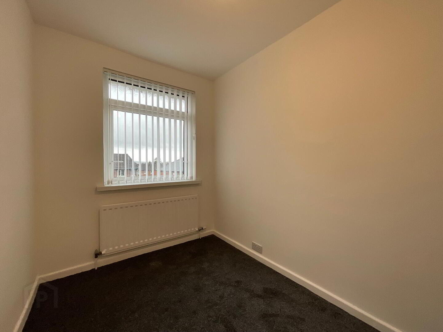 67 West Circular Road 12 of 17