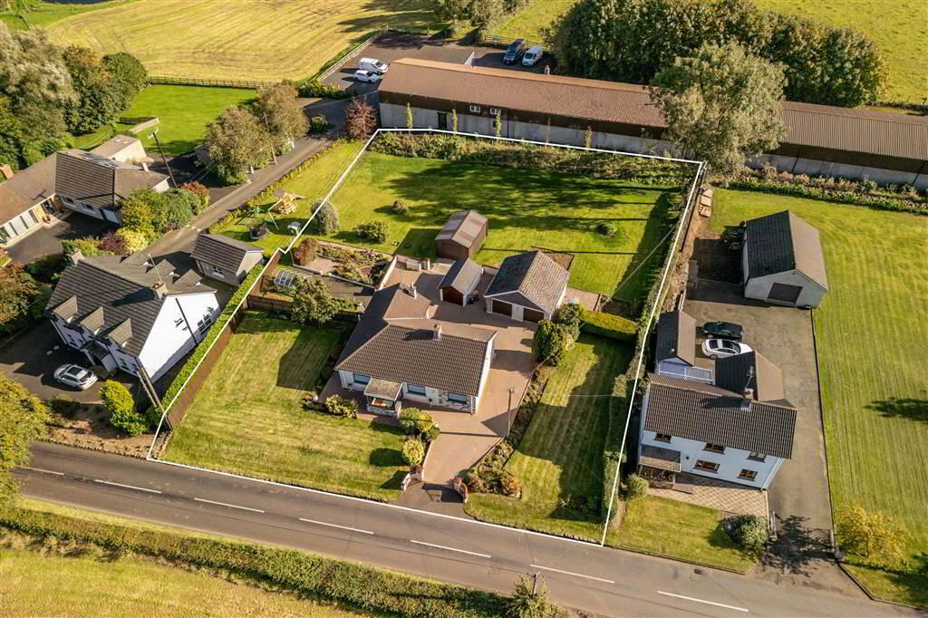 47 Loan Road 2 of 39