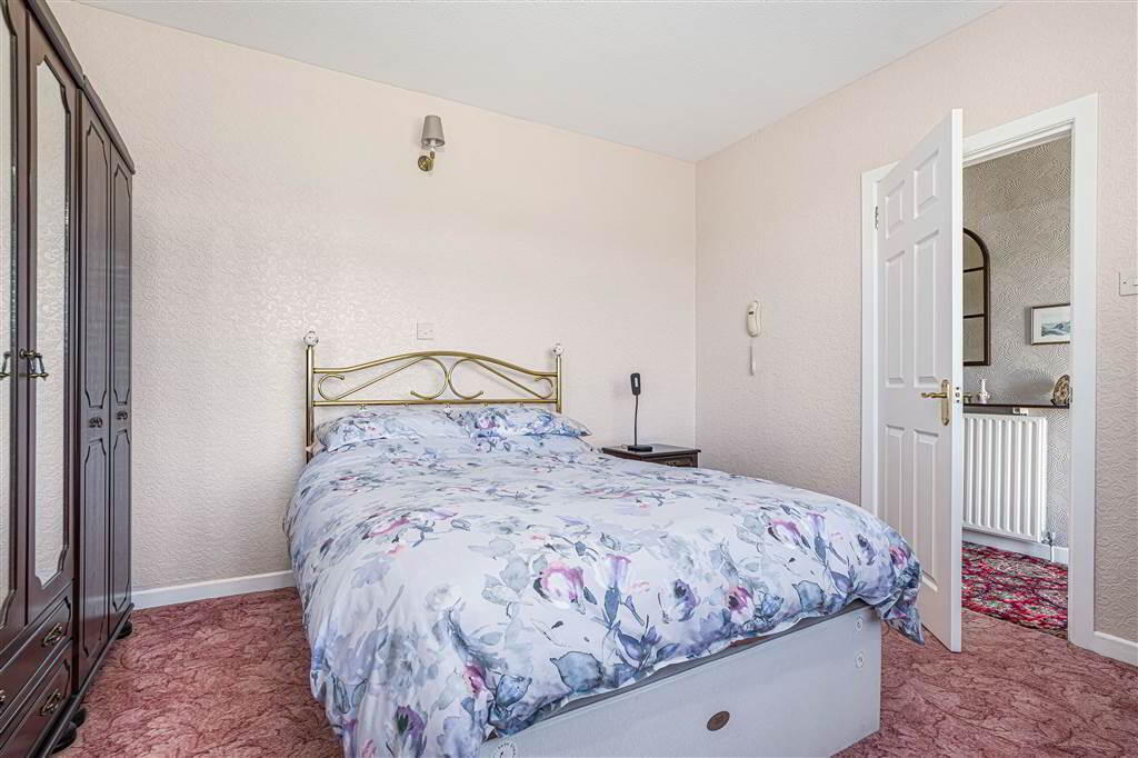 47 Loan Road 18 of 39