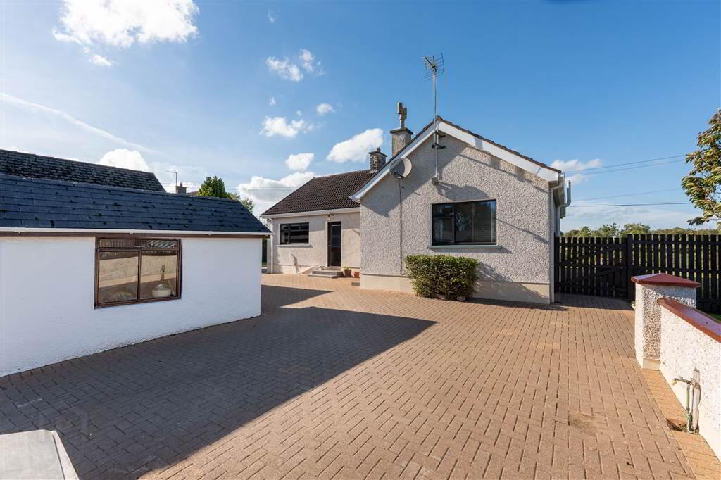 47 Loan Road 32 of 39