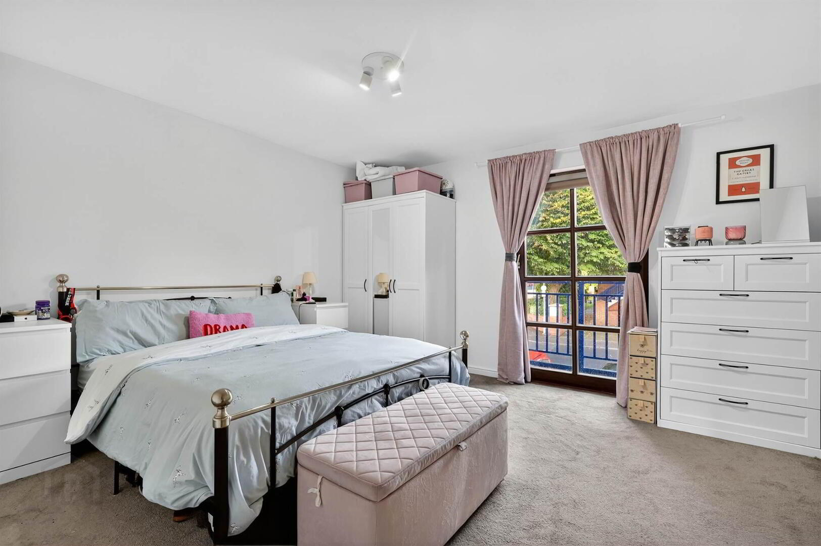 Apt 20, Cleaver Court 23 of 27