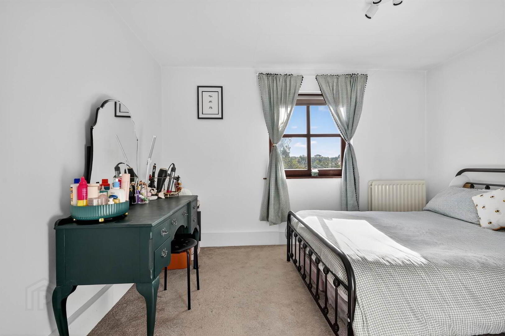 Apt 20, Cleaver Court 26 of 27