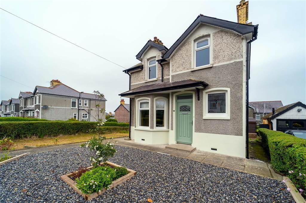 17 Windmill Road 2 of 32