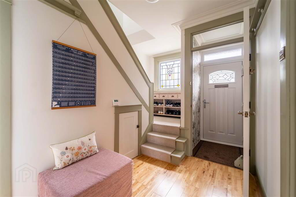 17 Windmill Road 3 of 32