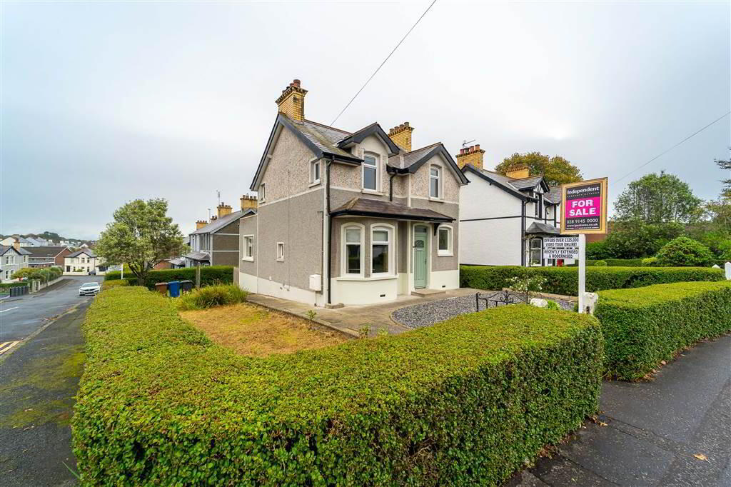17 Windmill Road 1 of 32