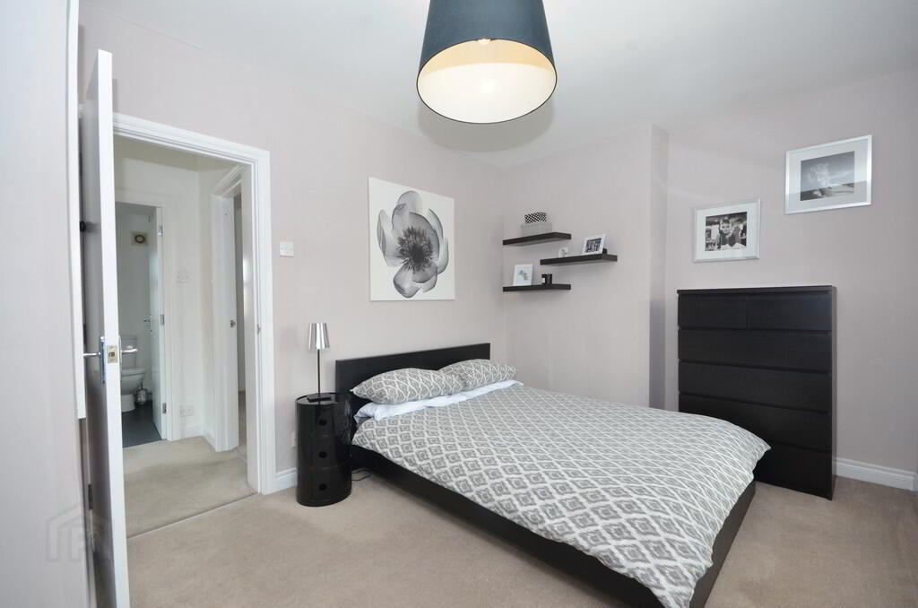 4 Ravenhill Avenue 7 of 12