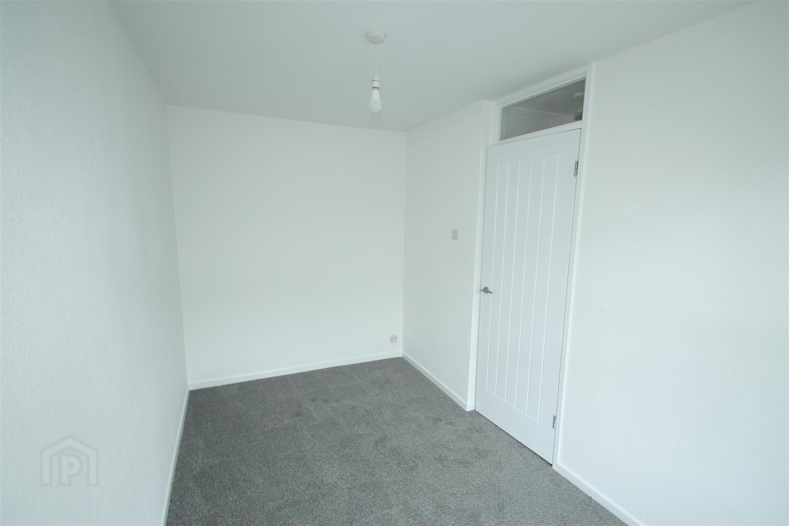 35 Lisburn Street 19 of 25
