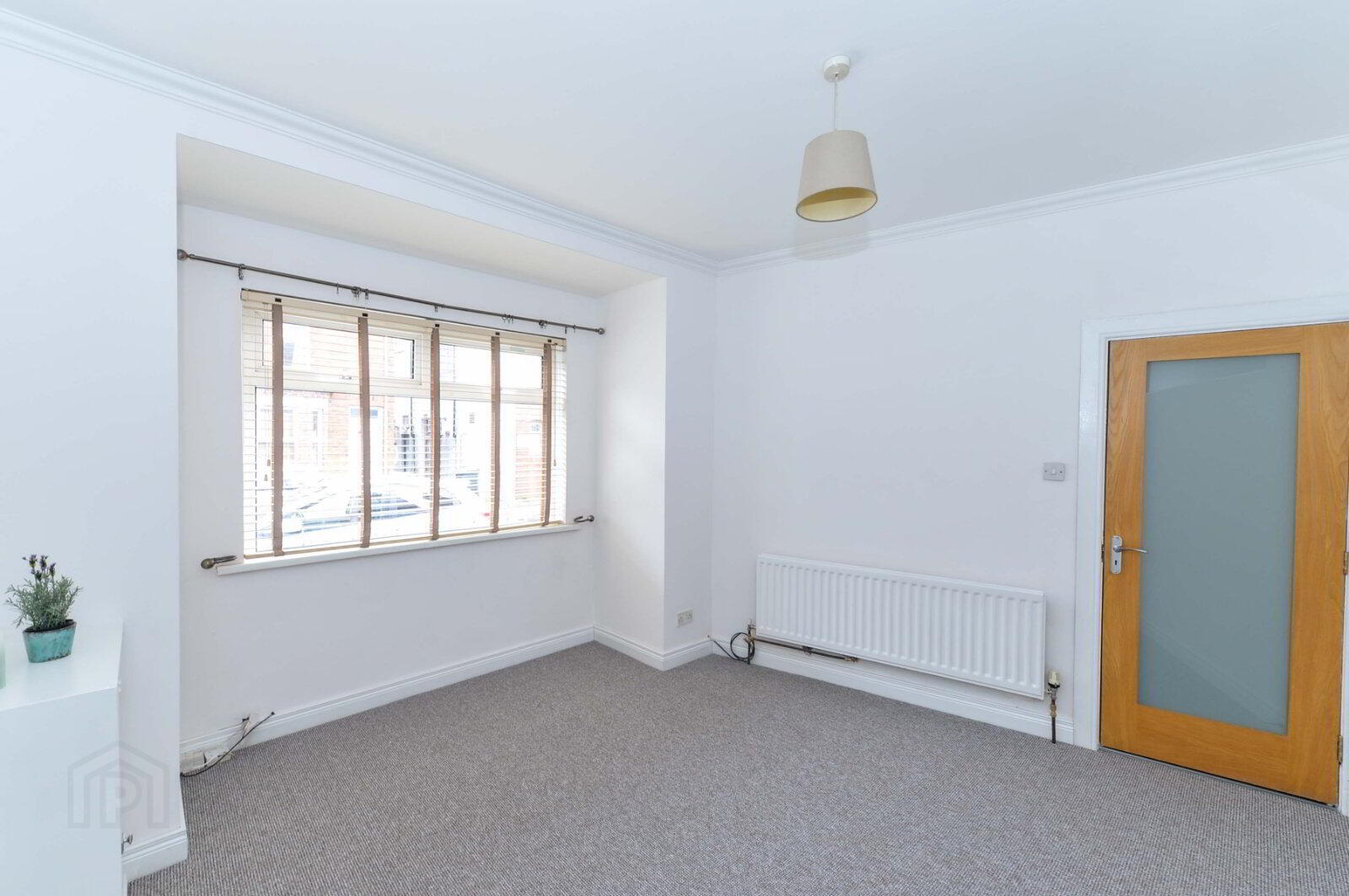 2 Willowholme Street 3 of 14