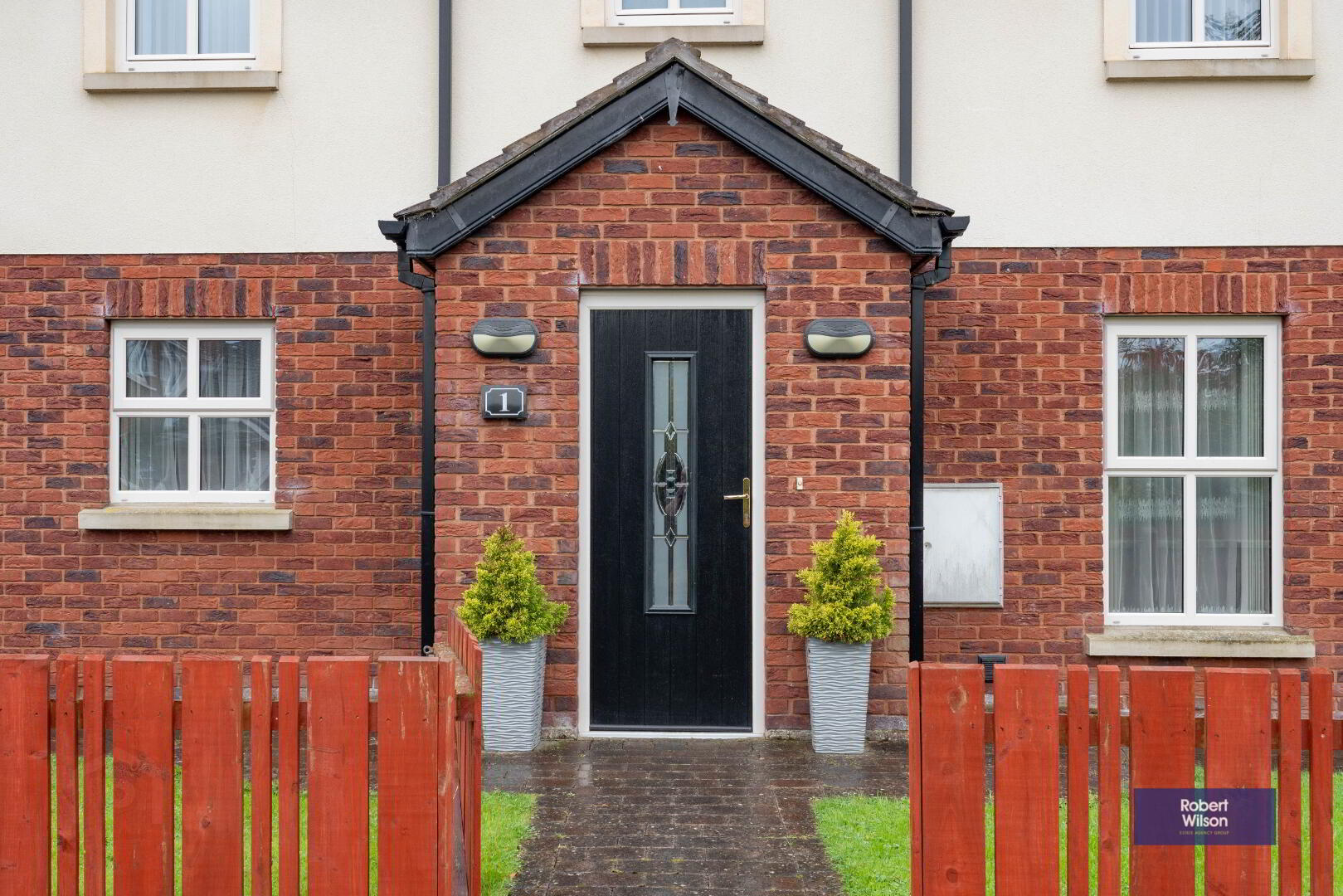 1 Ashwood Court 2 of 33