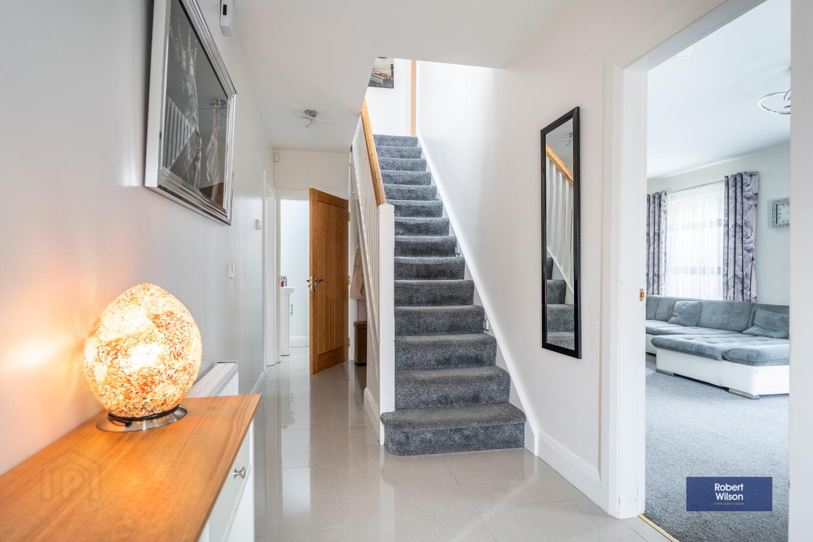 1 Ashwood Court 4 of 33