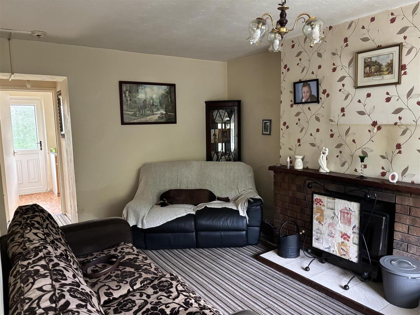 5 Brisland Road 2 of 6