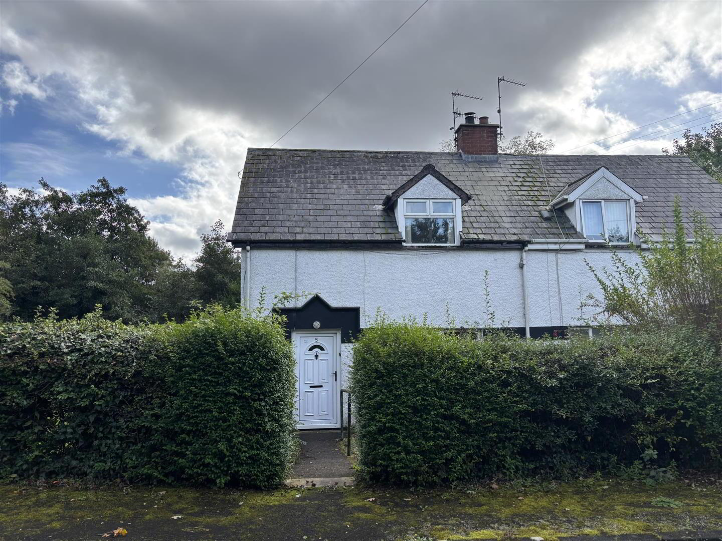 5 Brisland Road 1 of 6