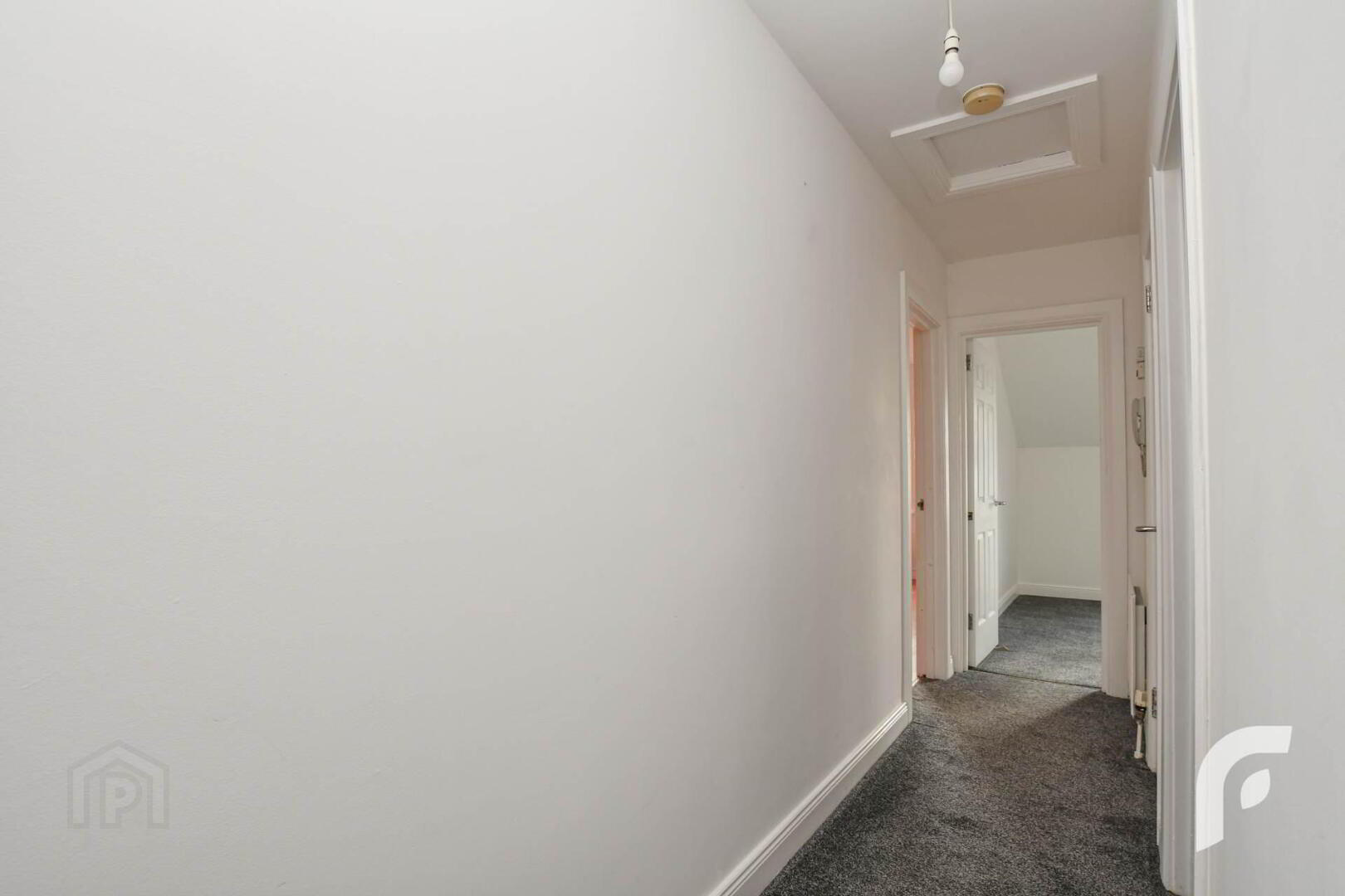10 St James Court 7 of 26