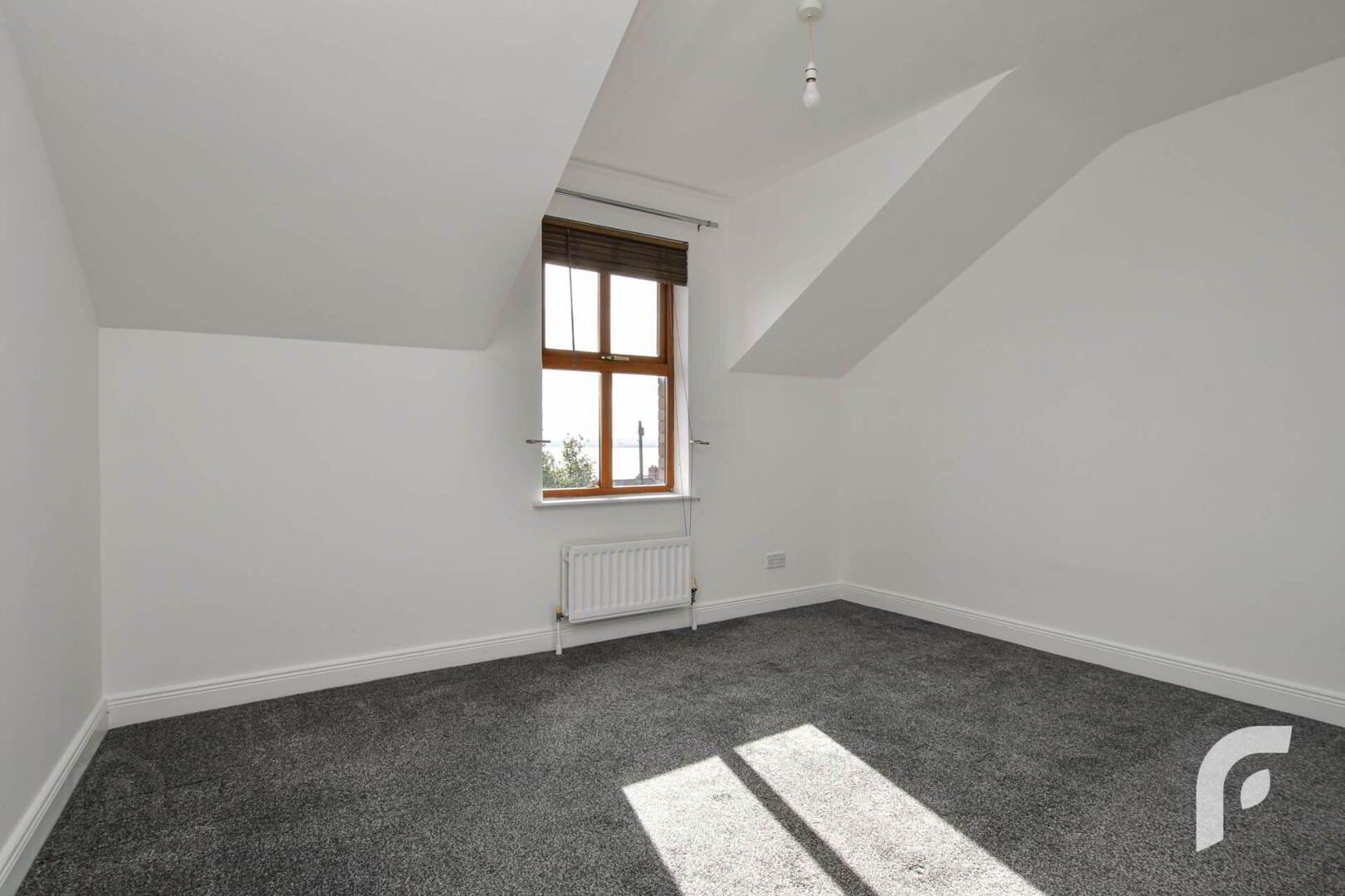 10 St James Court 14 of 26