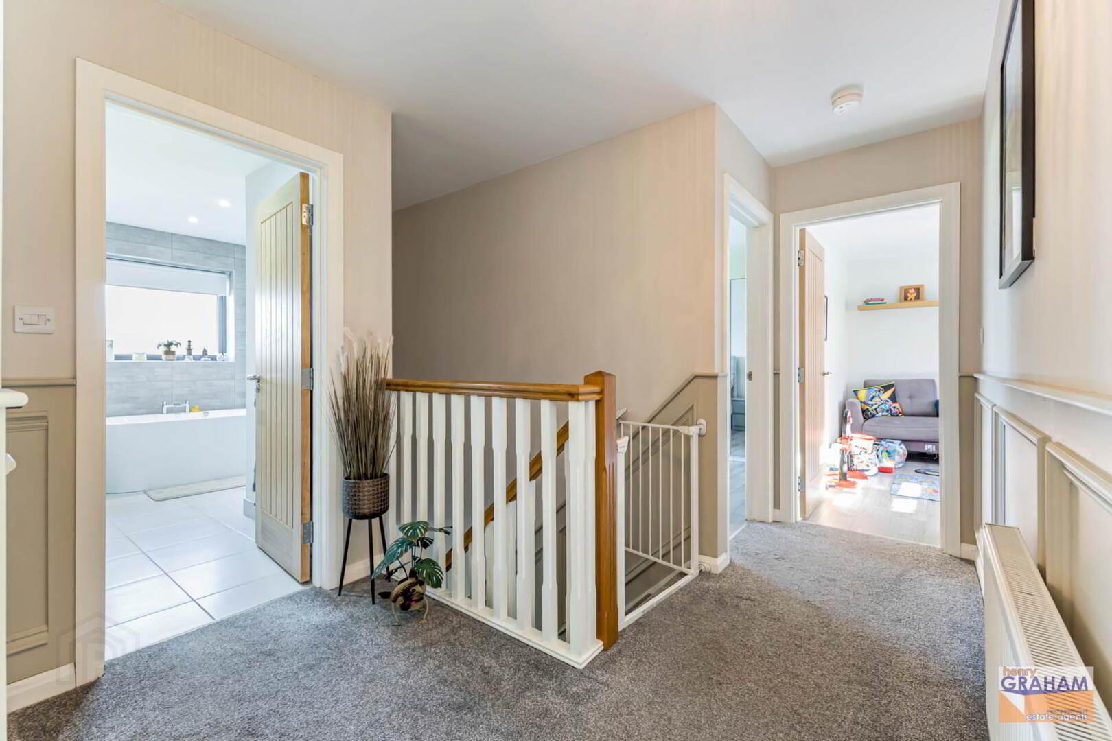 6b Woodfall Manor 14 of 45