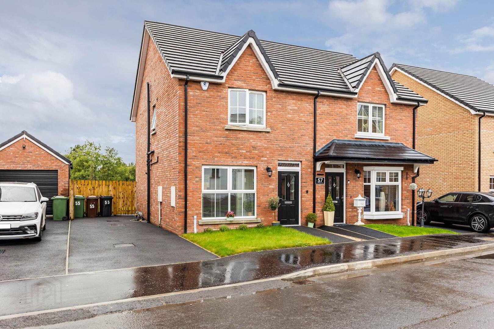 55 Sir Richard Wallace Gardens 1 of 17