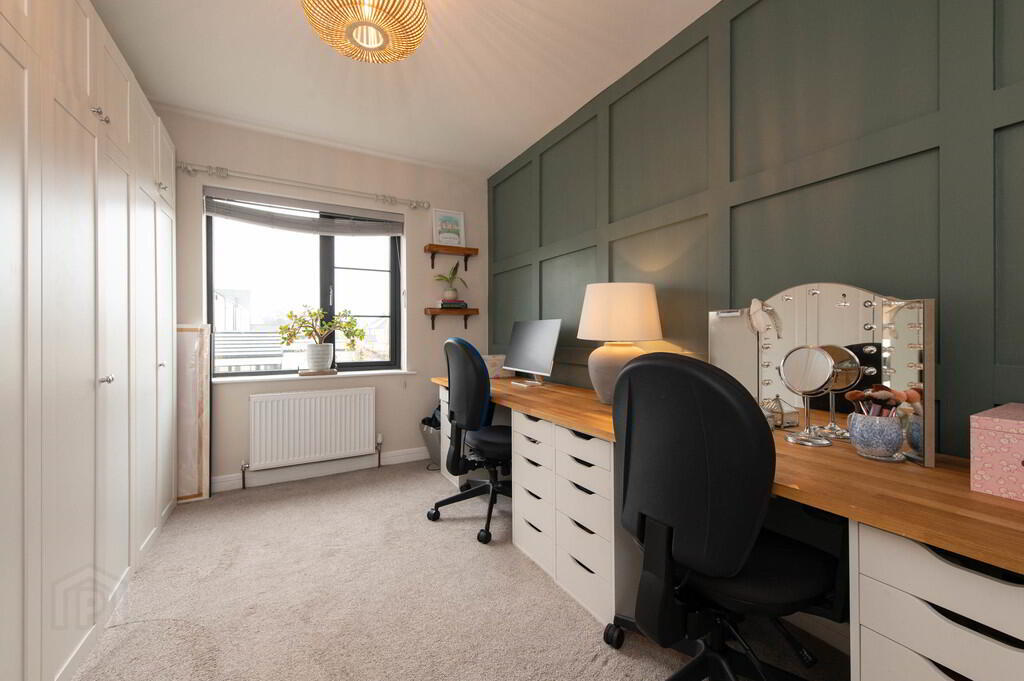 38 Chantry Gardens 20 of 26