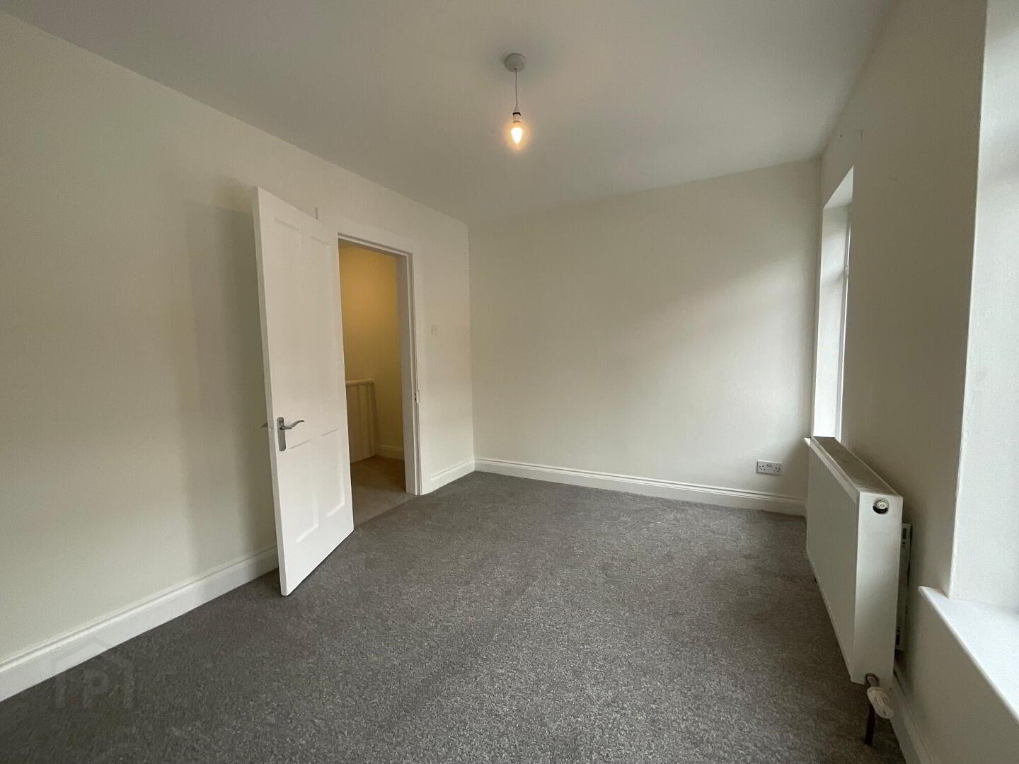 25 Rutherglen Street 9 of 12