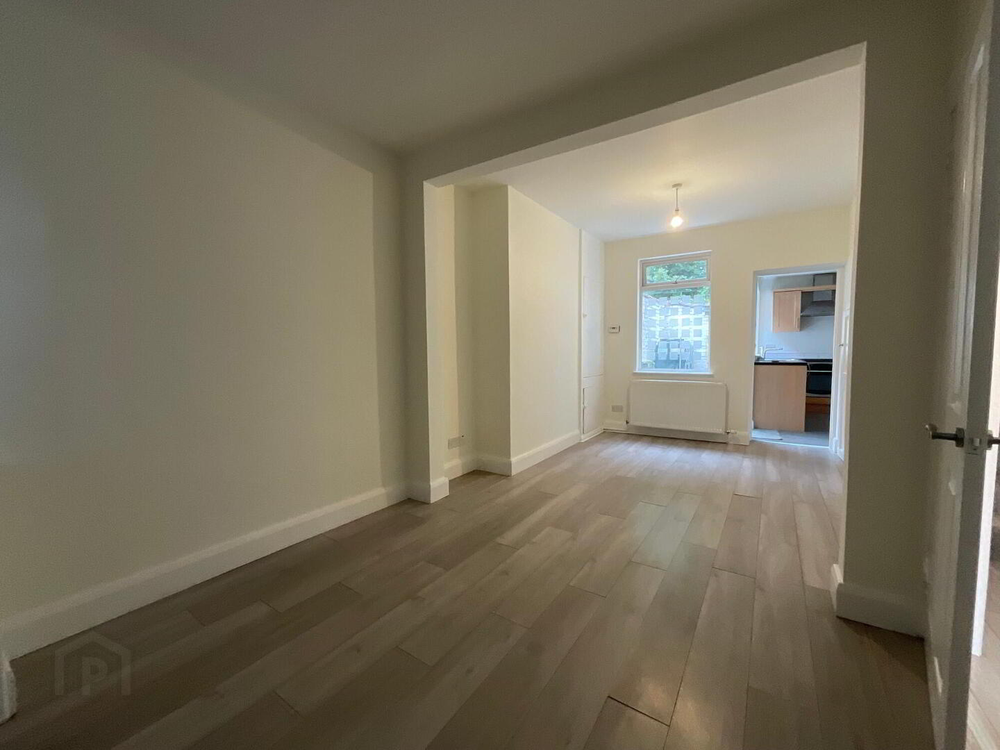 25 Rutherglen Street 4 of 12
