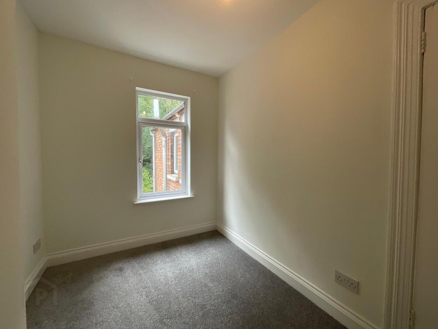 25 Rutherglen Street 10 of 12