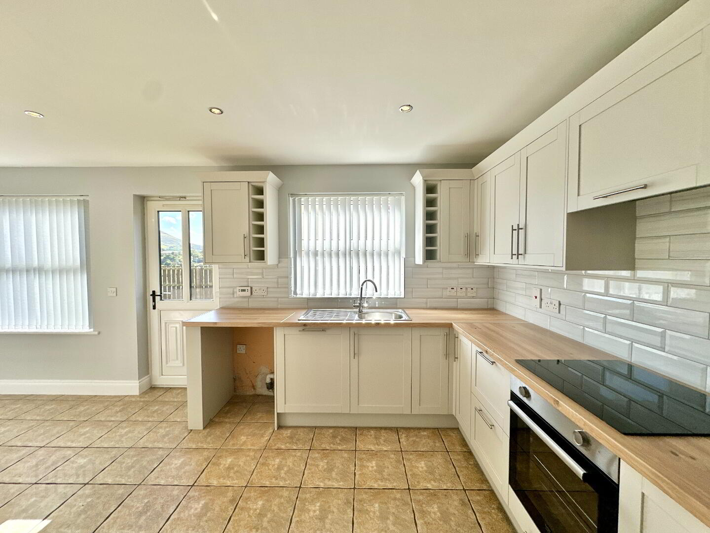 2 Lisgarvagh 9 of 23