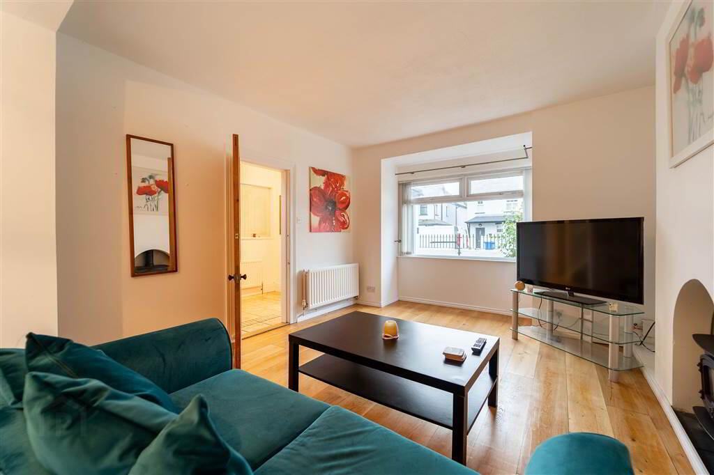 17 Godfrey Avenue 7 of 32