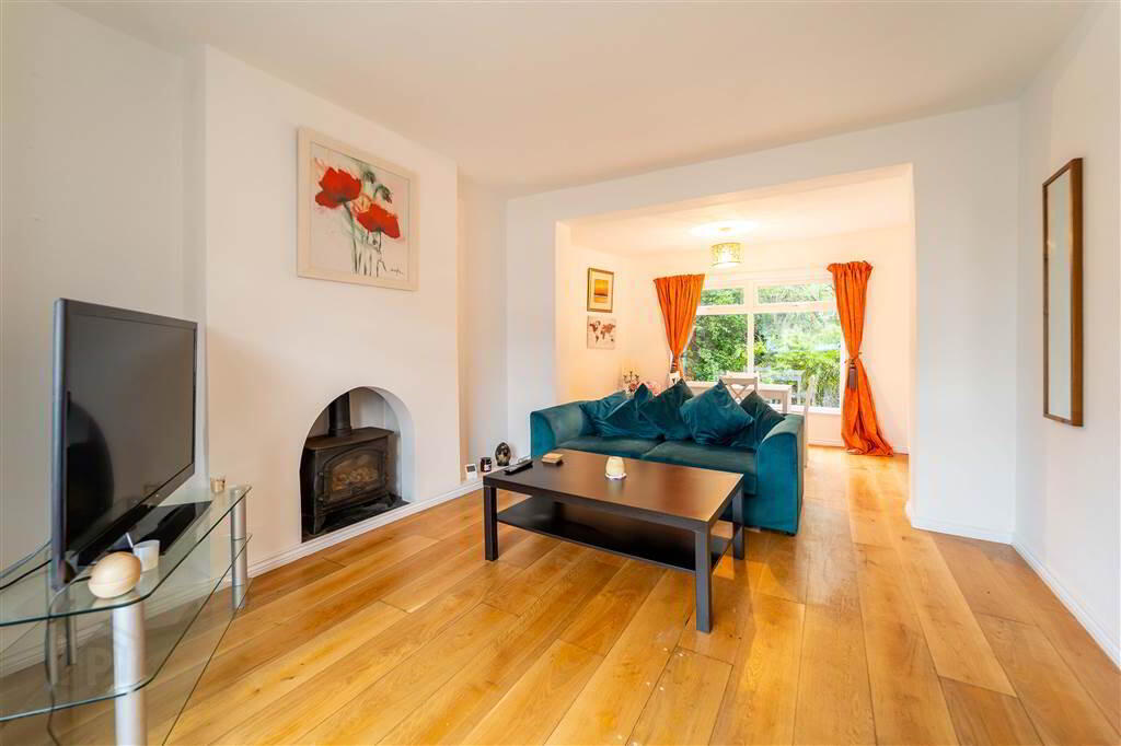 17 Godfrey Avenue 8 of 32
