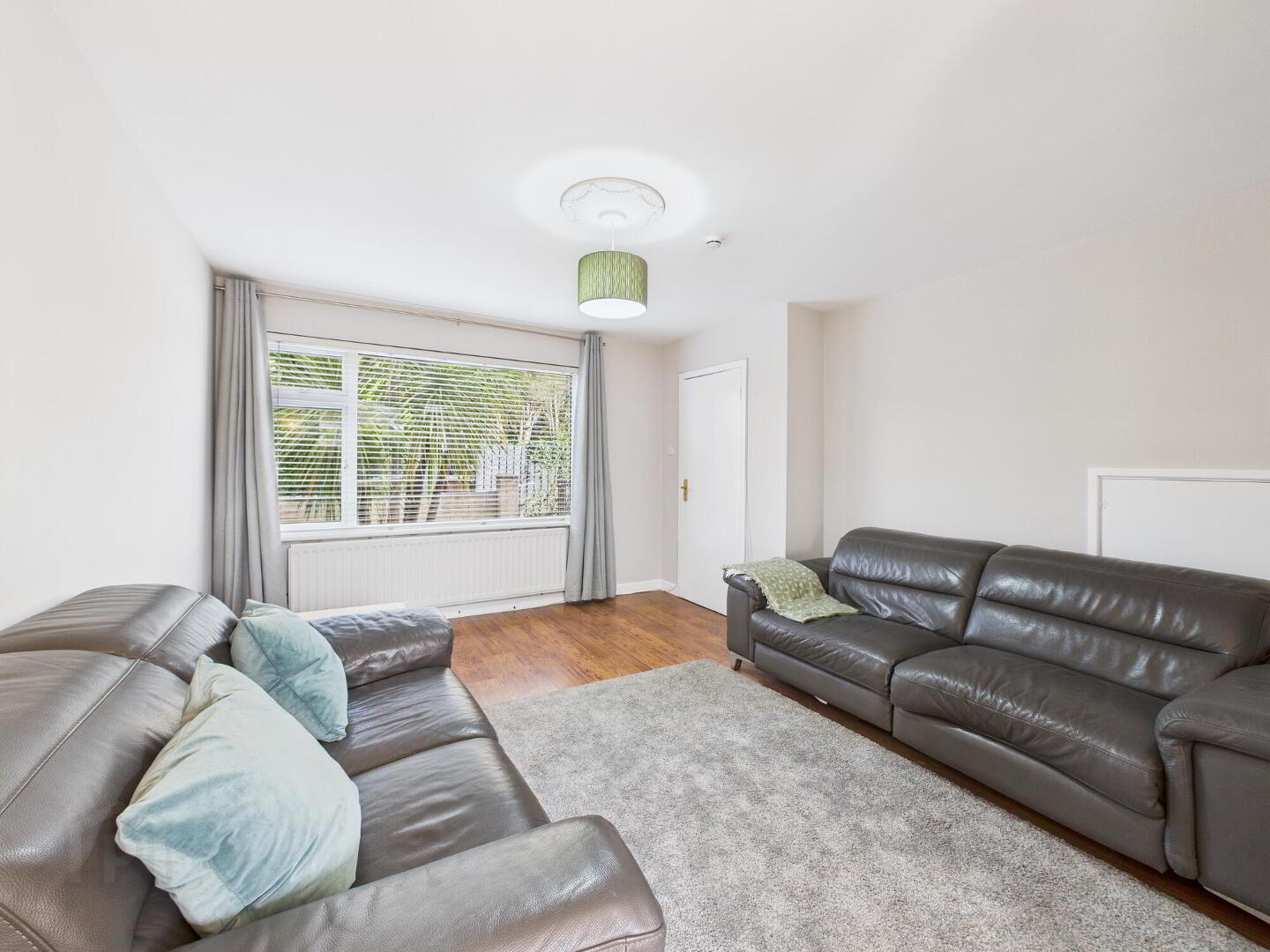 property description image
